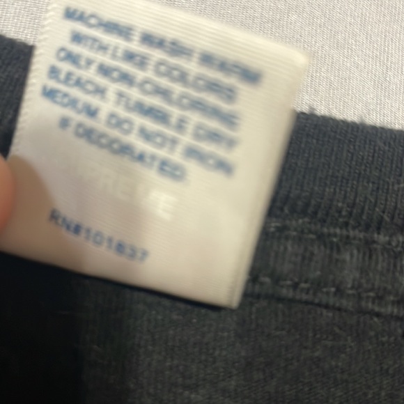 Supreme Rocks Tee - Picture 4 of 5